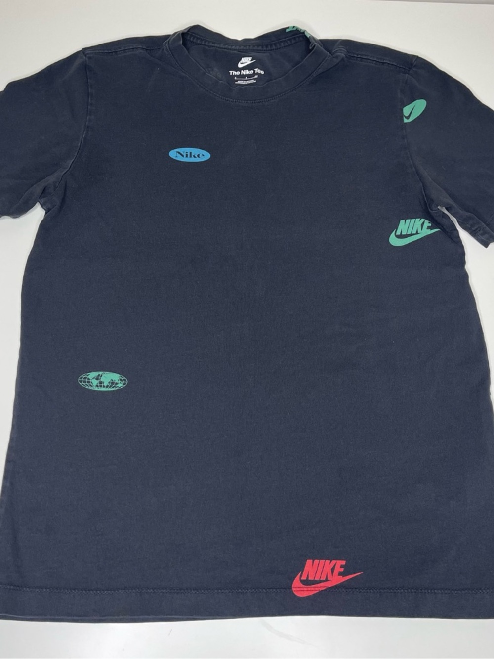 Nike Sportswear DNA Graphic Short Sleeve Tee (Black) Men's SMALL 100% Cotton